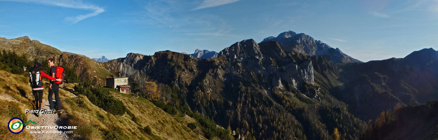 87 Al Roccolo del Tino con vista in Arera.jpg